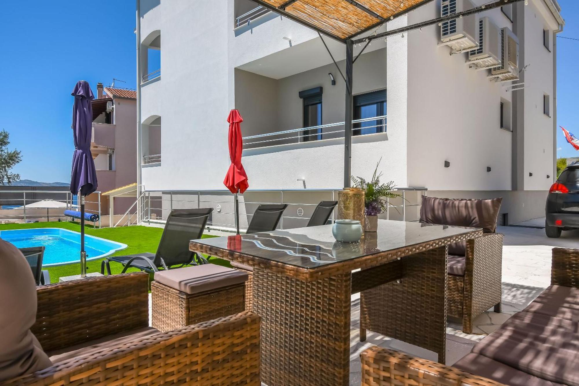 Apartments Neli Trogir Eksteriør billede